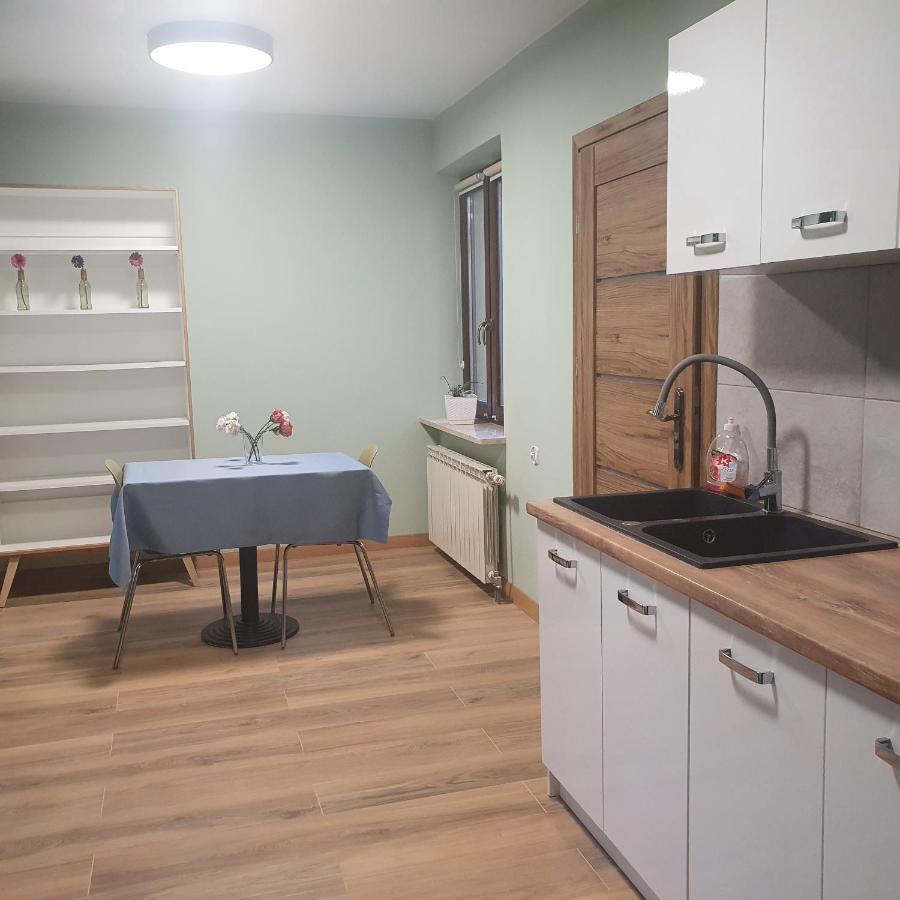 Albatros Room With Bathroom Warsaw Exterior photo